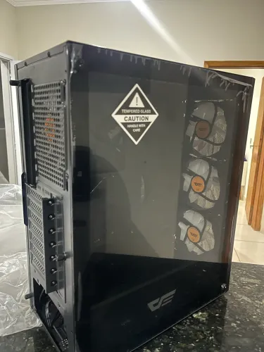 Peças de pc gamer,gabinete novo e fonte nova,apenas o munitor está usado