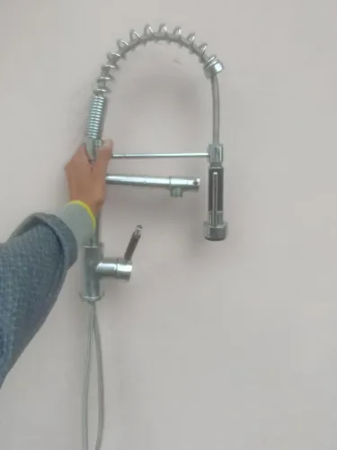 Vende se torneira