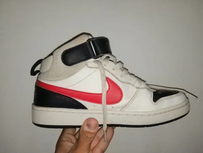Tênis Nike Court Borough Mid 2 Infantil 36
