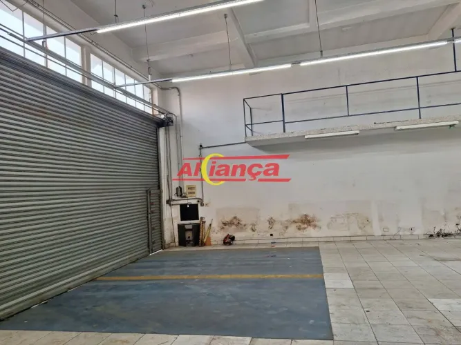 SALÃO COMERCIAL + MEZANINO COM 418M² À LOCAÇÃO NO VILA AUGUSTA POR R$ 23.000,00