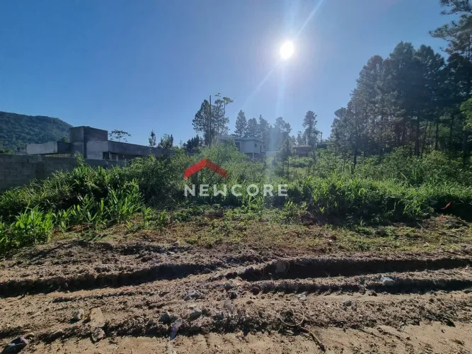 Lote em Rua Oito - Capricórnio II - Caraguatatuba/SP