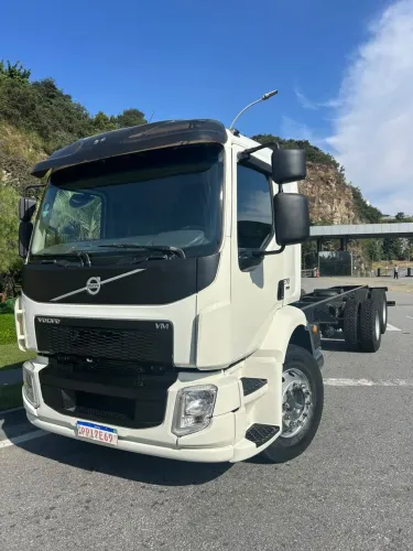VOLVO VM 270 2016