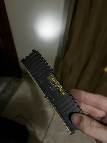 Memória Ram 8gb DDR4 2400mhz Corsair