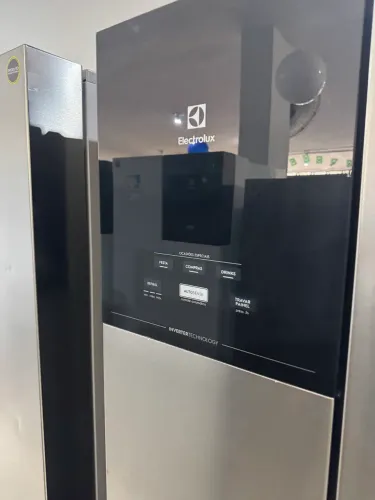 Geladeira Electrolux 03 portas 