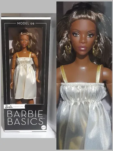 Barbie Basics Model 09 LACRADA