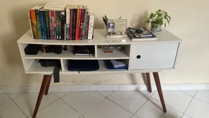 Rack para sala ou quarto 