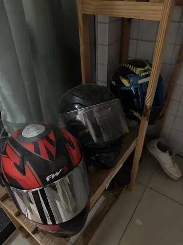 Capacete