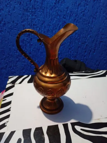 Vaso de cobre vintage marca tapiol Portugal medidas 23x11x8