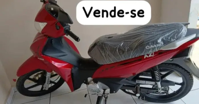 Moto Avelloz na Cor vermelha. Modelo 2025
