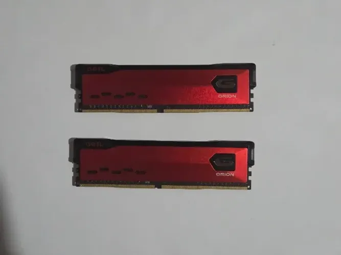 Kit Memória RAM DDR4 16GB (2x8GB) Geil Orion 3000MHz - Dual Channel - Vermelha