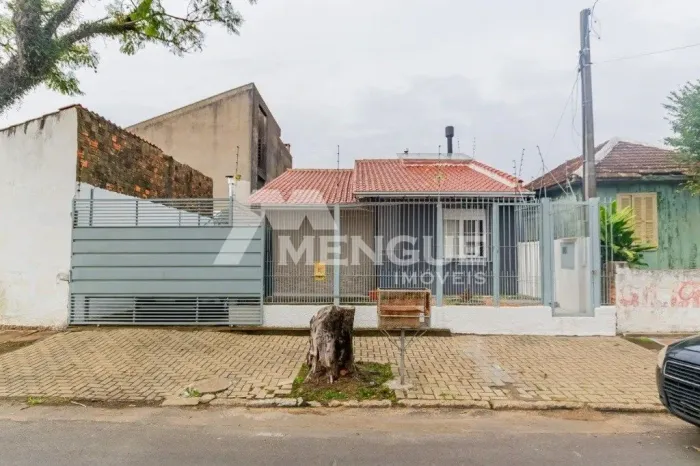 Casa com 3 quartos e 96m² para alugar em Sarandi, Porto Alegre.