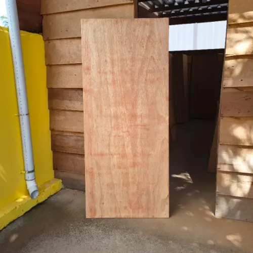 PORTA PARA PINTURA 90 cm LISA DE MADEIRA VIROLA SARRAFEADA