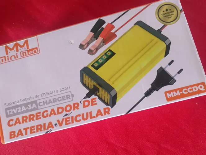 Carregador para bateria de moto