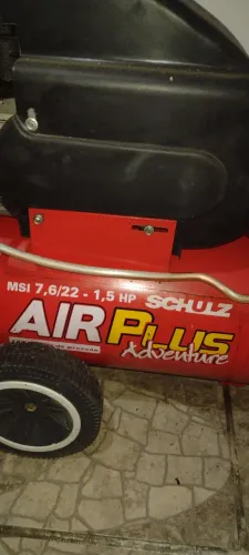 Compressor de ar Shultz semi novo