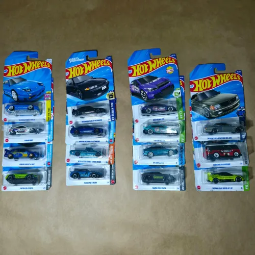 Lote Hot Wheels JDM 15 carros - Skyline GT-R R34 + R32 Fast & Furious lacrados