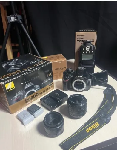 Vendo nikon D5200