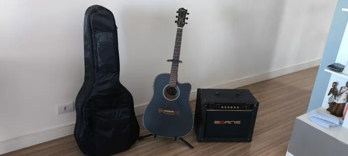 Violão elétrico + amplificador + pedaleira