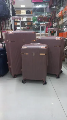 KIT COM 3 MALAS GRANDE MEDIA E PEQUENA! A PRONTA ENTREGA SÓ 799!
