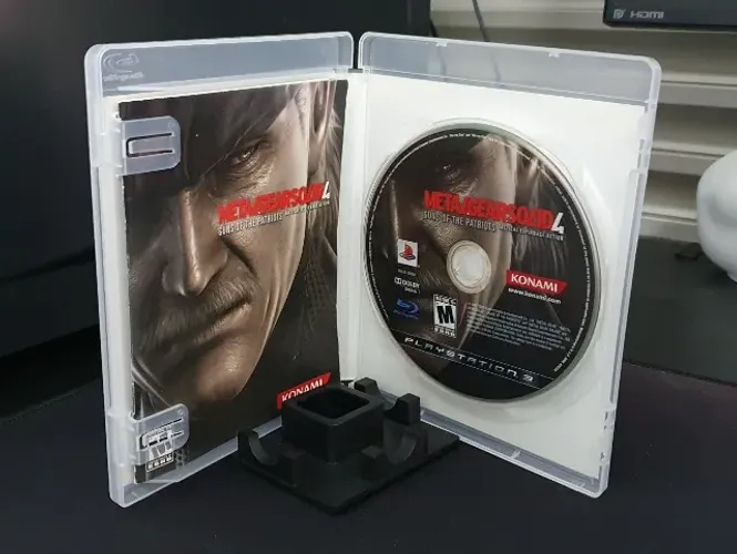 Metal Gear Solid 4, PS3, mídia Física (Região: Americana)