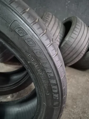 PNEUS 245/45ZR/20