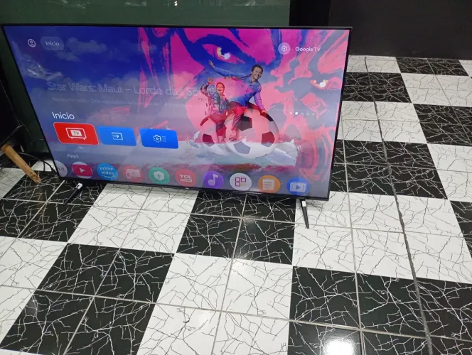 Vendo Smartv TCL 43 polegadas borda infinita em estado de nova R$ 1000,00 com Android