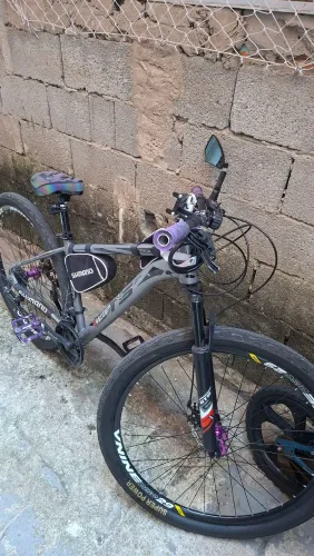Bicicleta aro 29 21v GTS cubo k7 barulhento