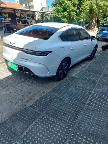 BYD King GS 1.5 16V Híbrido Aut. 2025