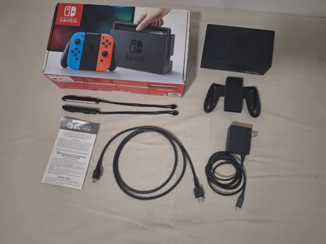 Kit completo de acessórios originais Nintendo Switch V1 (Usados)