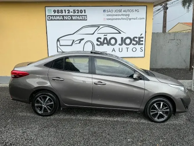 Toyota Yaris XLS Connect Sed. 1.5 Flex 16V Aut. 2021