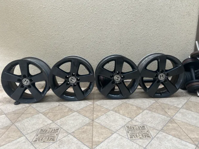 Jogo de rodas aro 16 New civic 2006 / 2008