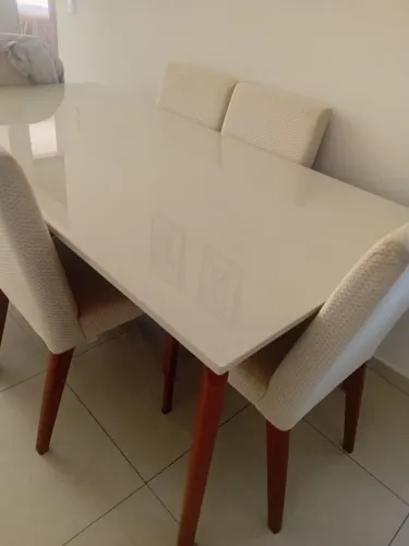 Jogo de jantar 6 lugares 