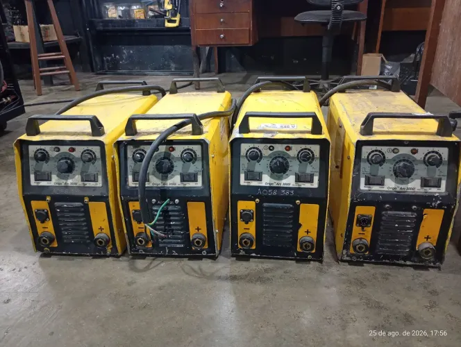 Lote 4 inversor de solda esab.