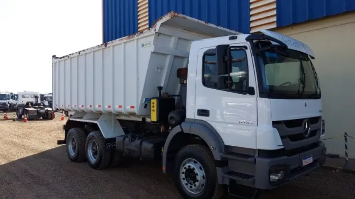 MERCEDES BENZ AXOR 3131 6X4 31T 310CV