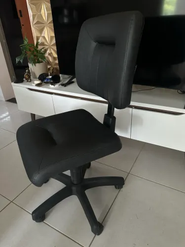 ? Cadeira de Escritório Enjoy - Ergonômica e Confortável