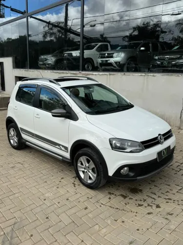 Volkswagen Crossfox 1.6 MI Total Flex 8V 5P 2012