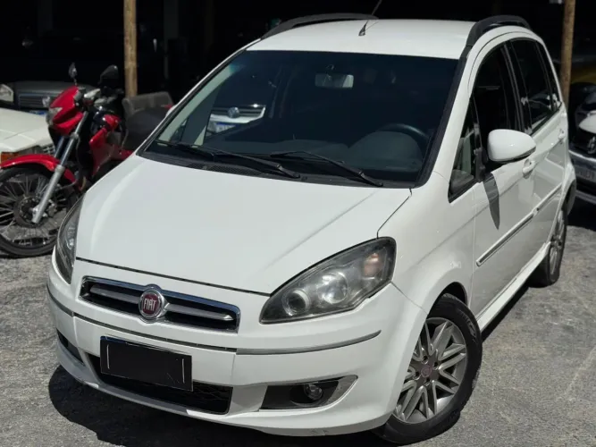 Fiat Idea Sporting 1.8 Flex 16V 5P 2012