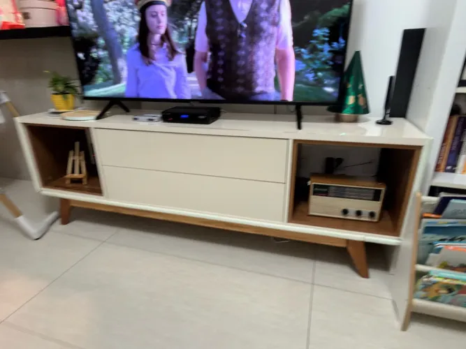 Rack elegante madeira e mdf