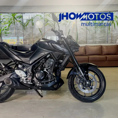 YAMAHA MT03 IMPECÁVEL