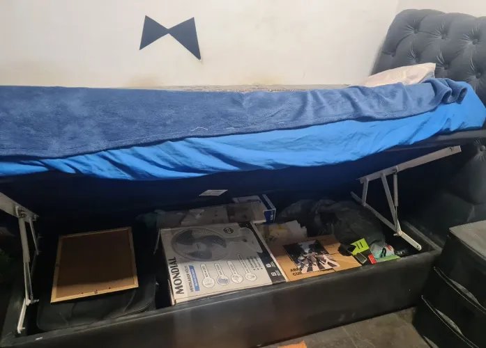 Cama box bau e cabeceira bau