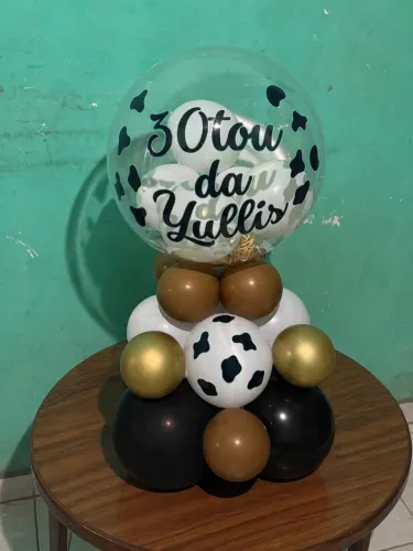ARRANJO DE BALÃO PERSONALIZADO (centro de mesa) R$ 50