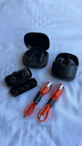 Fones JBL/ Tune Wane e Tune Flex