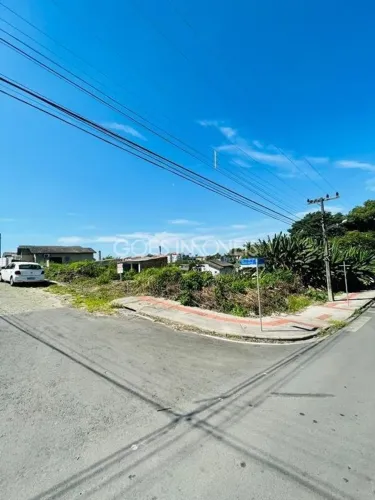 Terreno à venda no Bairro Santo Antonio