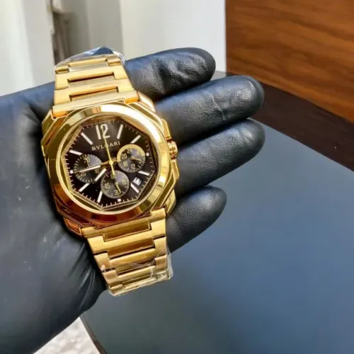 Relógio Bvlgari octogonal 