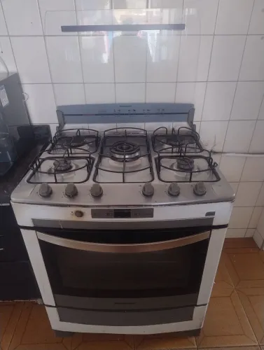Fogào 5 bocas gaz.