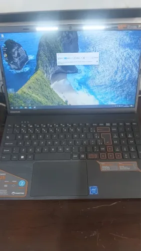 Notebook Positivo Vision C15 Celeron 128GB 4GB eMMC 15 HD Windows 11 Lumina Bar - Cinza
