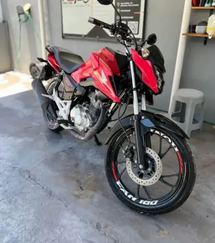 VENDO CG TITAN 160 2025