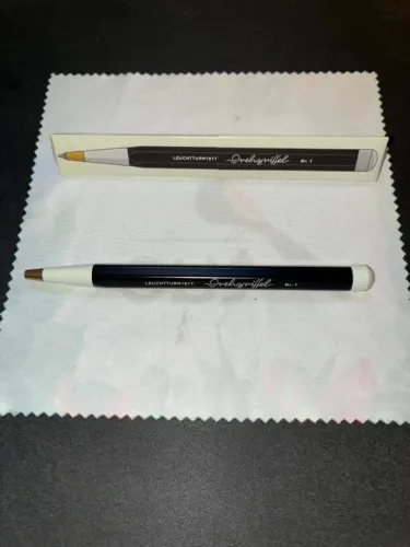 Caneta Leuchtturm 1917 Black + Carga Gel Leuchtturm original - Nova
