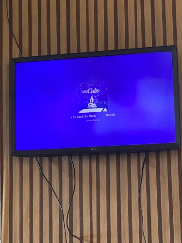 Vendo Smat TV 32 polegadas, funcionando tudo!