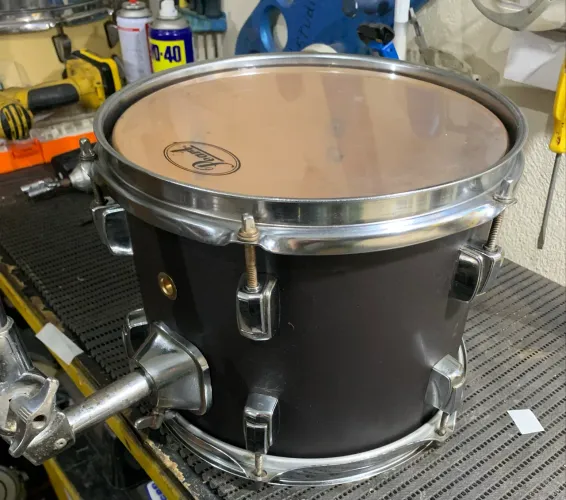 Tom 10 Pearl