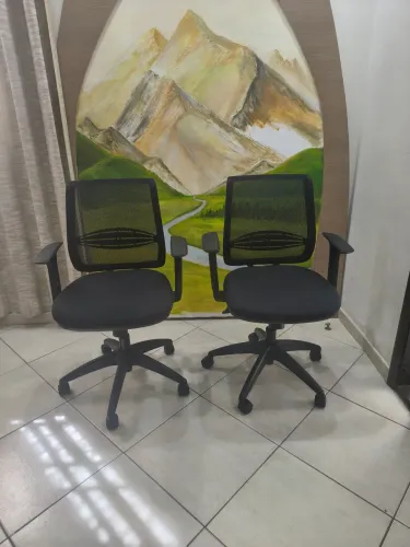 Cadeiras de escritório 